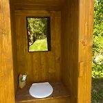 Οργανωμένο κάμπινγκ Tiny Chotevice 1 *
