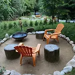 خيمة فخمة Tiny Chotevice 1 *