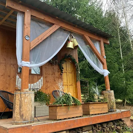 Luksusowy namiot Tiny Chotevice 1 *