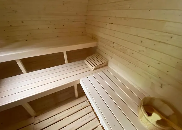 Luksusowy namiot Tiny Chotevice 1 Kottwitz