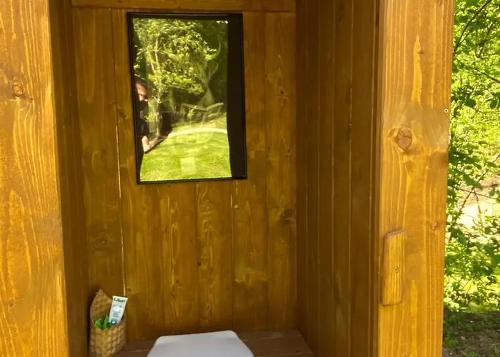 Luksusowy namiot Tiny Chotevice 1 *